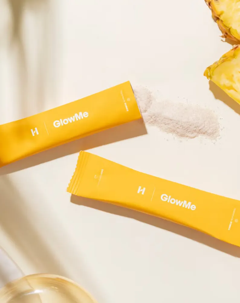 Колаген за пиене GlowMe с вкус на Ананас-Манго Health Labs Care 30 сашета