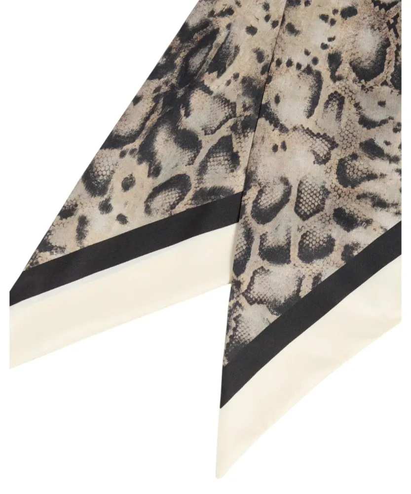 Swing Triangular Scarf Silk Blend