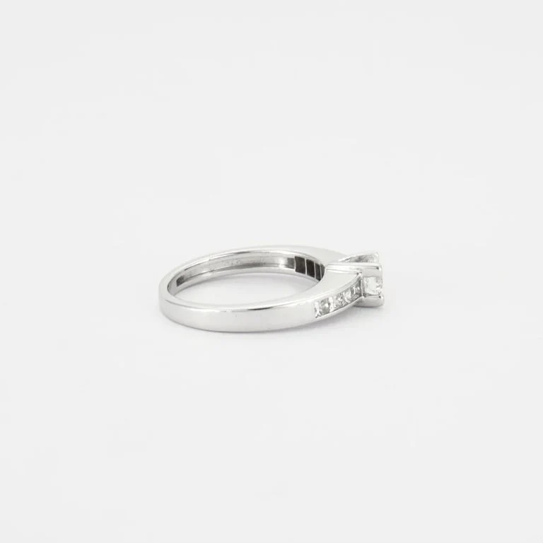 Пръстен Солитер бяло злато диамант 0.40 ct