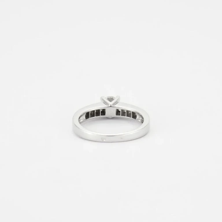 Пръстен Солитер бяло злато диамант 0.40 ct