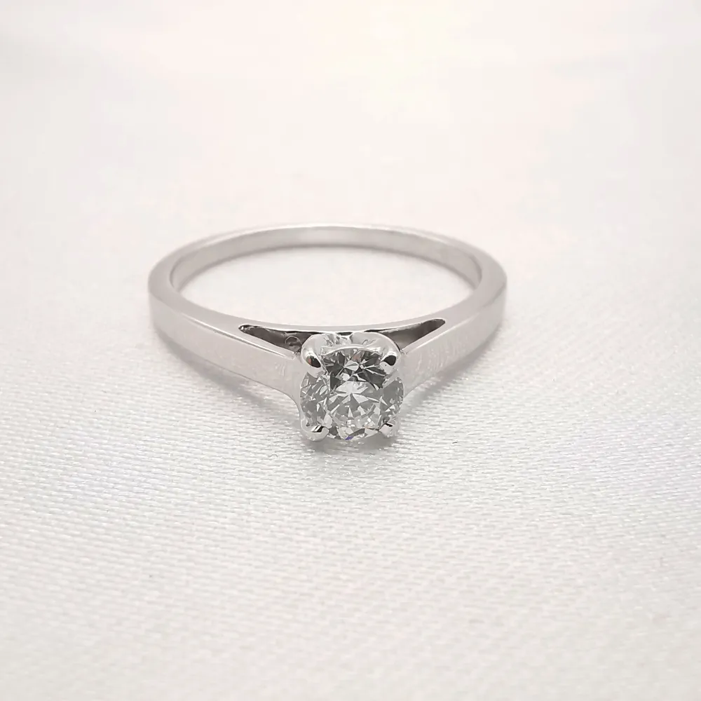 Солитер злато и диамант 0.40 ct