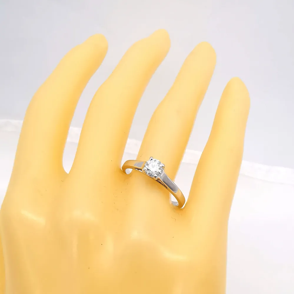 Солитер злато и диамант 0.40 ct