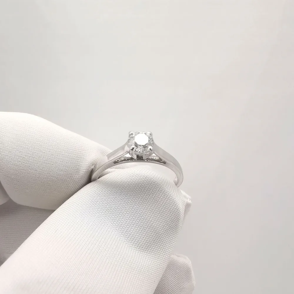 Солитер злато и диамант 0.40 ct