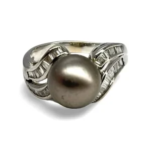 Пръстен от бяло злато с таитянска перла и диаманти 0,60 ct