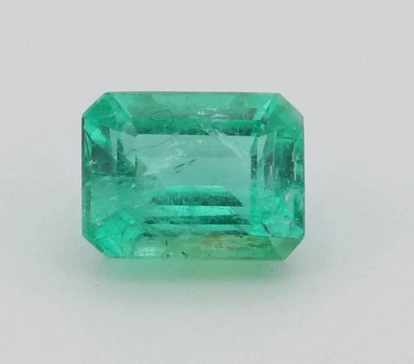 Изумруден сертификат 0,66cts GFCO