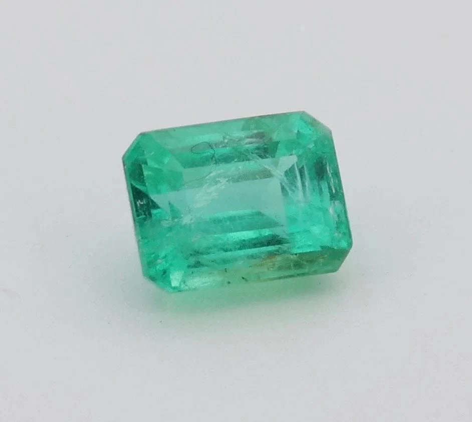 Изумруден сертификат 0,66cts GFCO