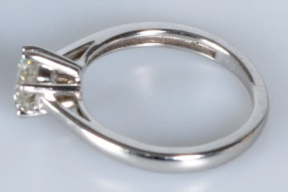 Пръстен Солитер Диамант от бяло злато