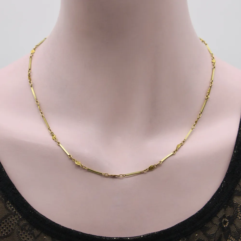 Винтидж колие с верижки и златни късове от 14K и 20K-24K