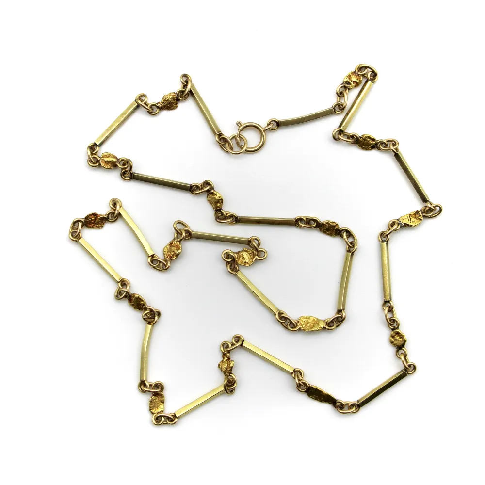 Винтидж колие с верижки и златни късове от 14K и 20K-24K