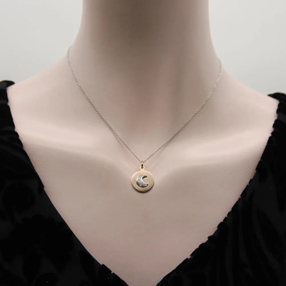 Винтидж медальон с форма на лунен сърп от розово злато 14K и диаманти