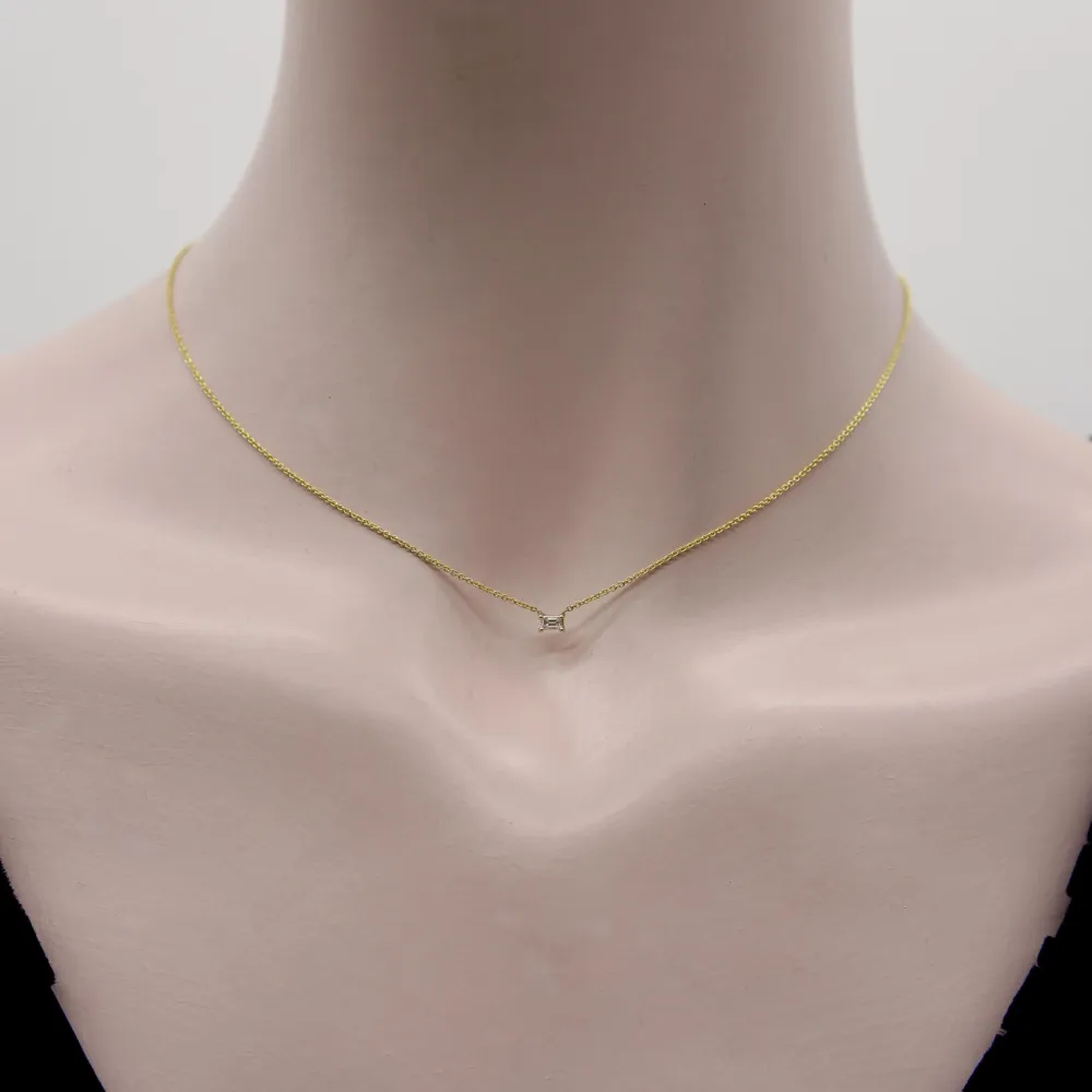 Колие - диамант с изумрудено шлифоване в 14K злато