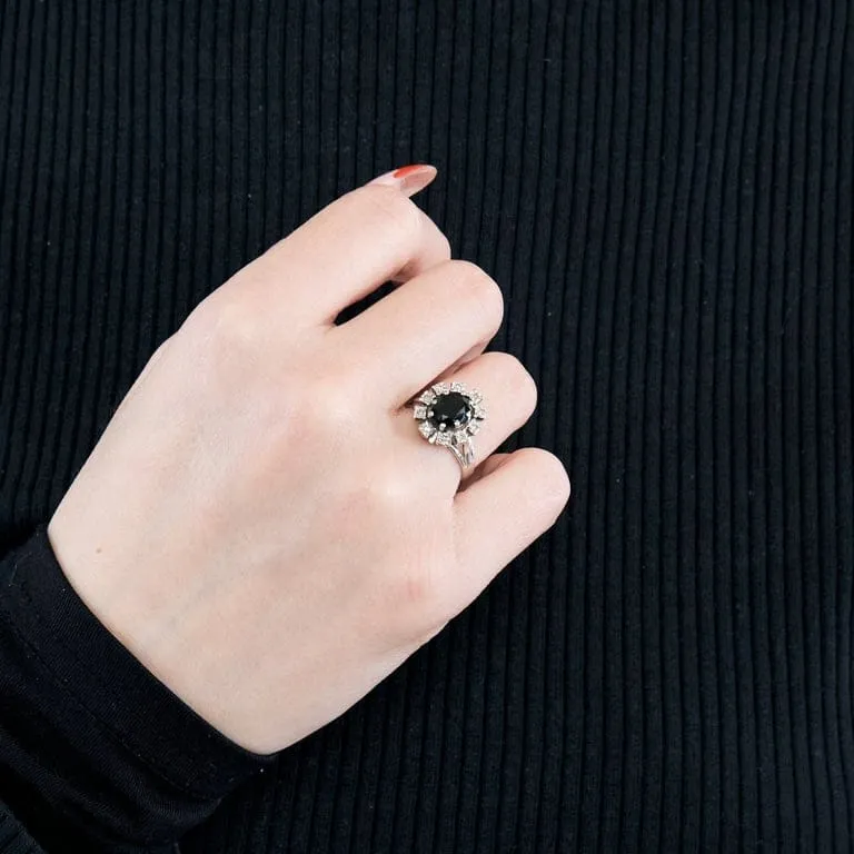 Пръстен Маргаритка бяло злато, сапфир 1,69ct и диаманти