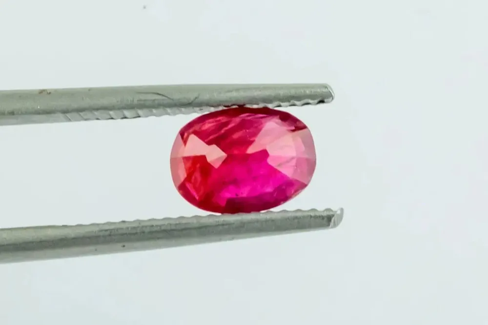 1.90ct неотоплен рубин от Бирма