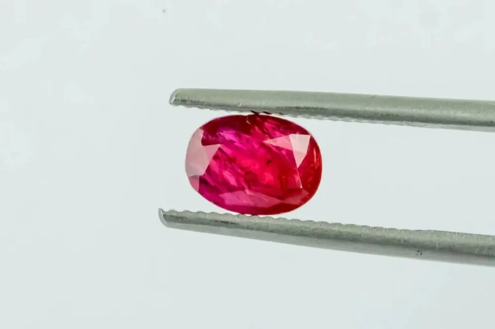 1.90ct неотоплен рубин от Бирма