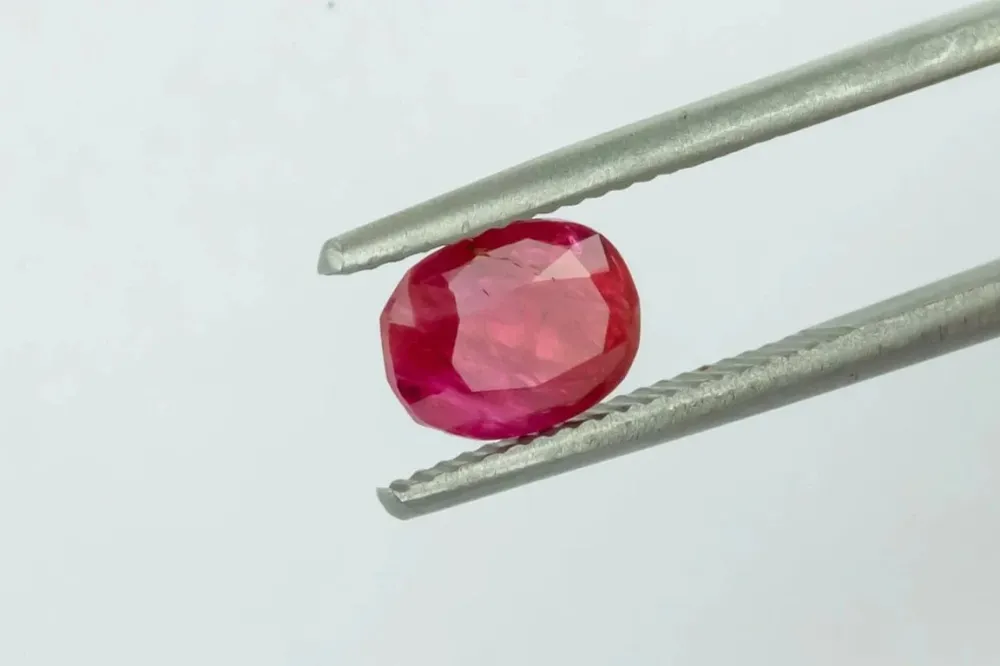 1.90ct неотоплен рубин от Бирма