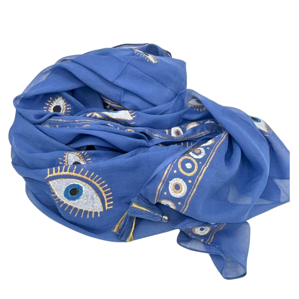 Саронг Парио, син ръчно рисуван зъл око