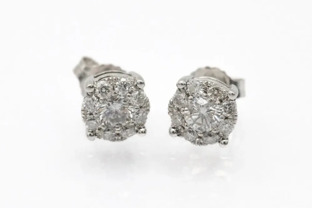 Обеци от бяло злато 585 с диаманти 0,55 ct