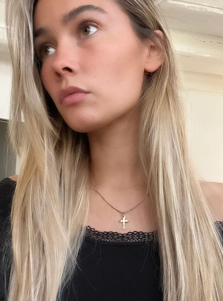 Висулка с кръст