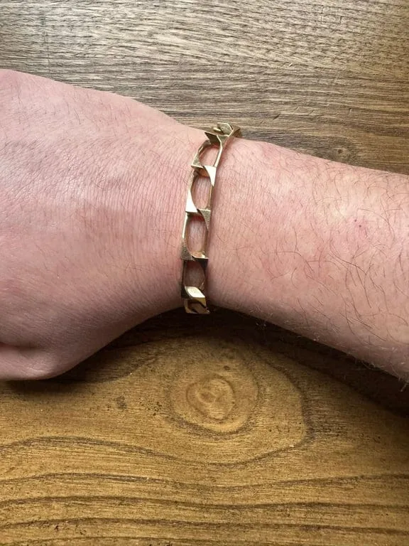 Мъжка гривна от розово злато