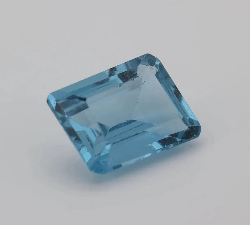 Синтетичен син шпинел 8.60cts