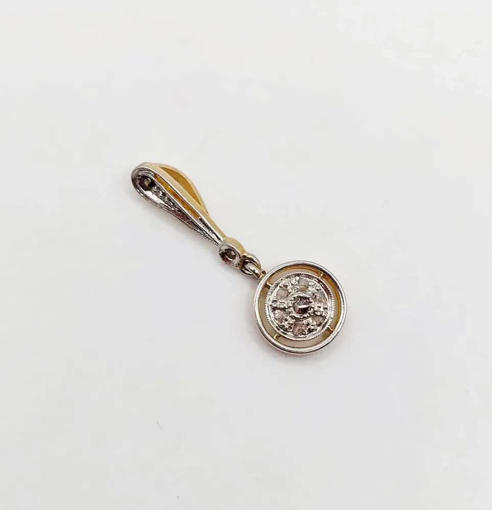 Висулка мишена Art Deco от 18K злато и Платина, диаманти с розова шлифовка