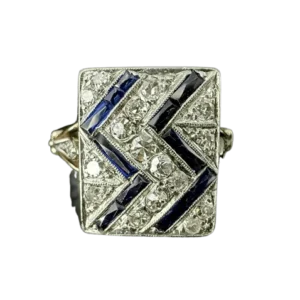 Пръстен Art Deco от две злата, украсен с калибрирани сапфири и брилянти