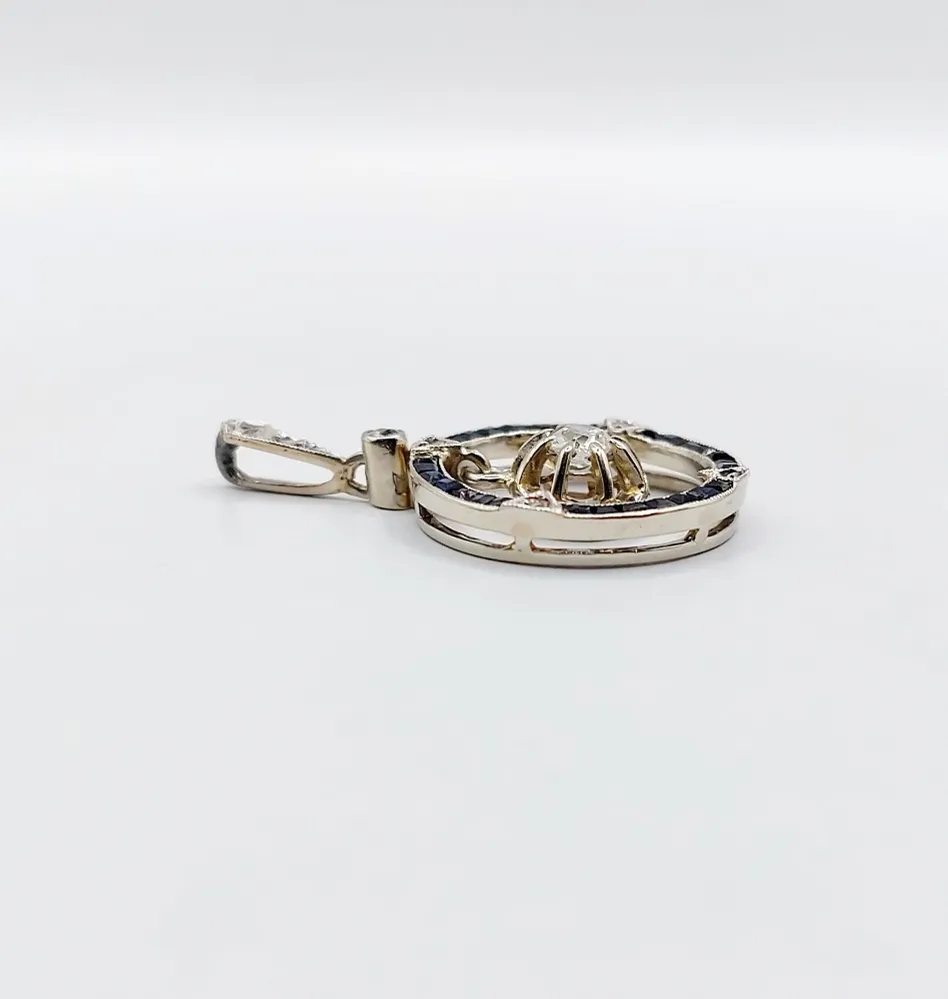 Висулка „Целевина“ Art Deco бяло злато, диаманти, калибрирани сапфири (около 1920 г.)