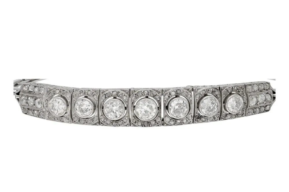 Гривна Art Deco от бяло злато 585, инкрустирана с диаманти ок. 2,50 ct