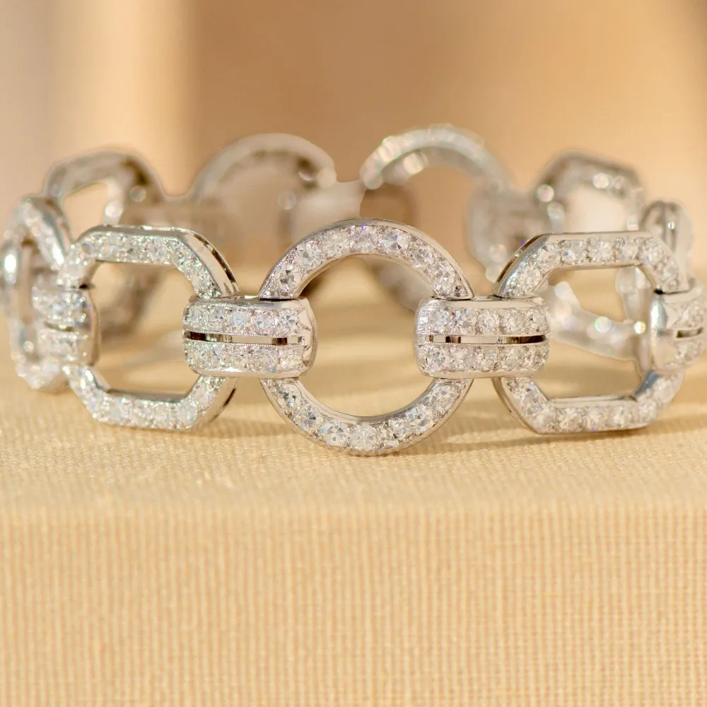 Art Deco - Гривна от Платина и диаманти 6,84 ct (228 диаманта)