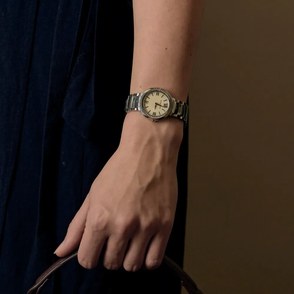 Baume et Mercier - Дамски часовник от стомана и диаманти