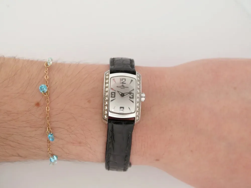 Baume et Mercier Hampton - Дамски кварцов часовник от стомана и диаманти 26 мм