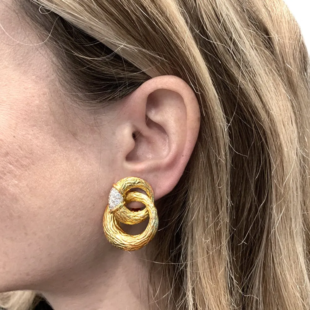 Обеци Boucheron в жълто злато и диаманти.