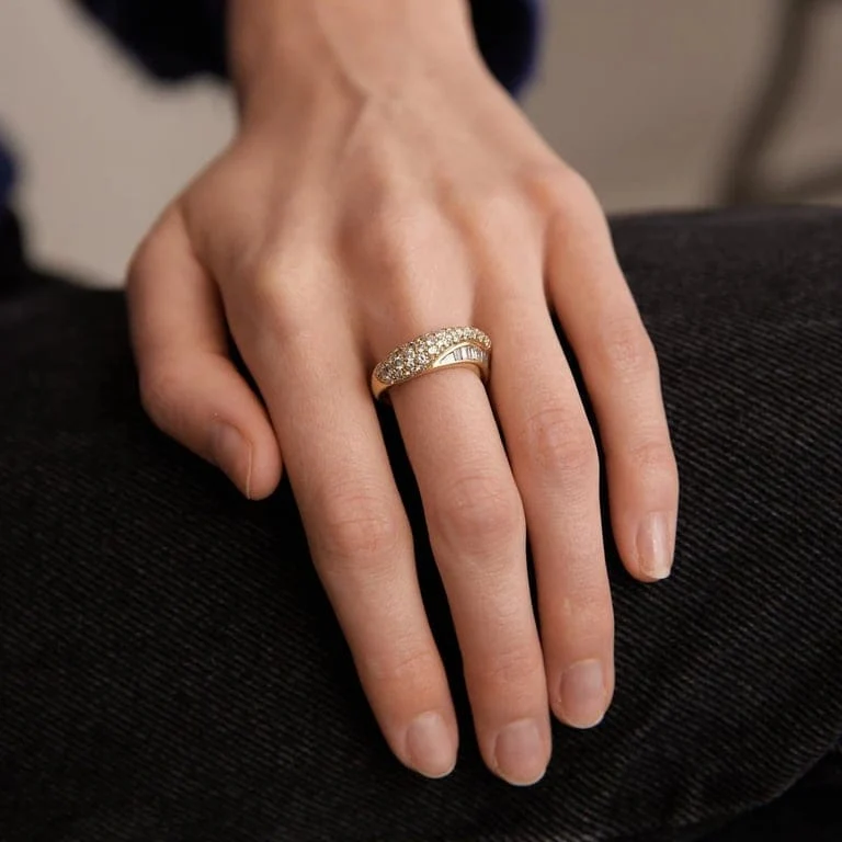 Boucheron - Пръстен от жълто злато и диамант