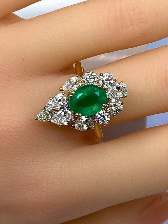 Пръстен Boucheron Изумрудени диаманти