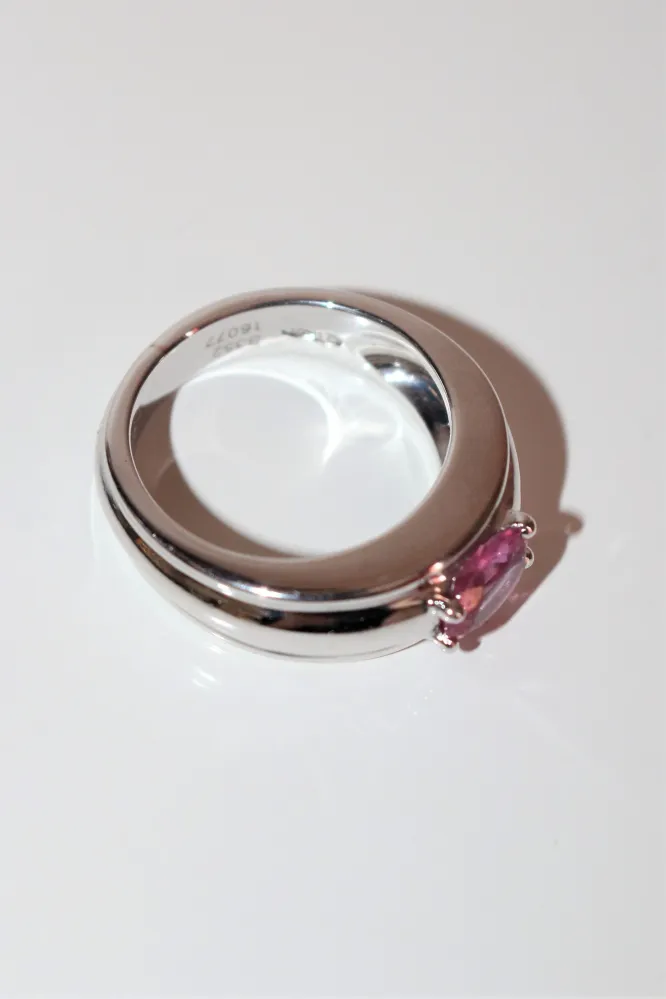 Пръстен Boucheron Аксел Сафир Роуз