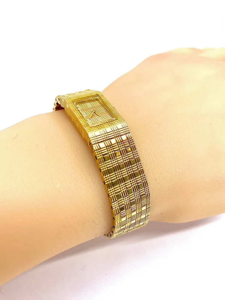 Boucheron - ръчен часовник от жълто злато