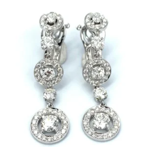 Boucheron. Колекция Ava Кръгъл. Обеци от бяло злато и диаманти.
