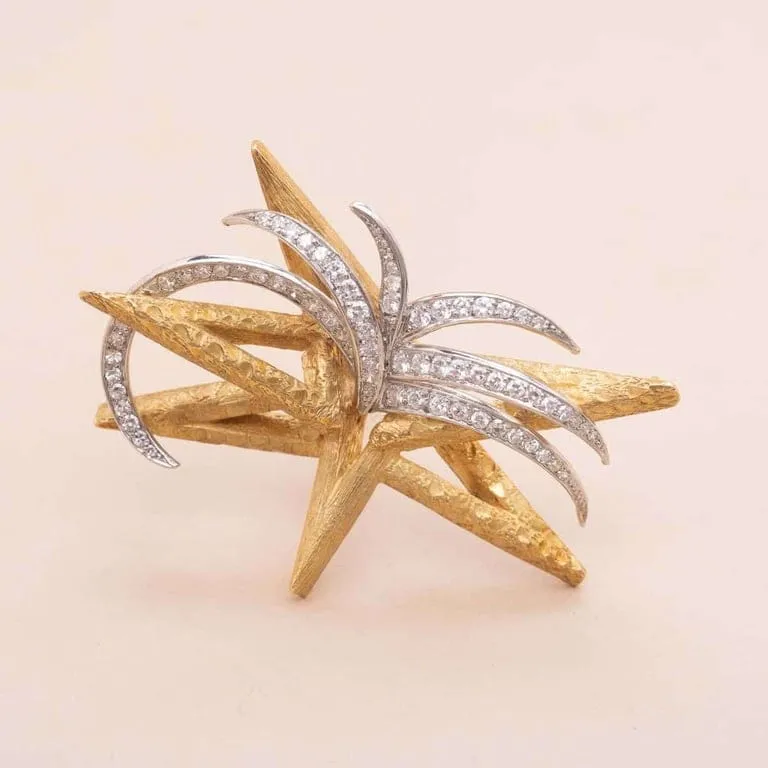 Boucheron Starlight - Брошка звезда от жълто злато и Платина диаманта