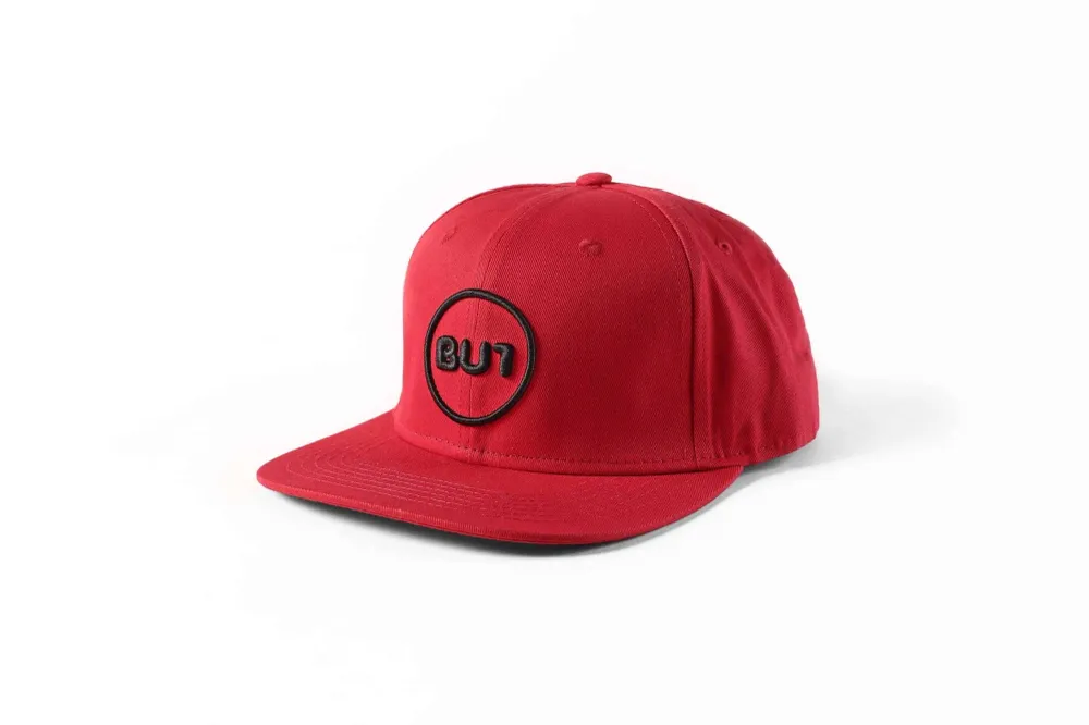 Шапка с козирка BU1 Red