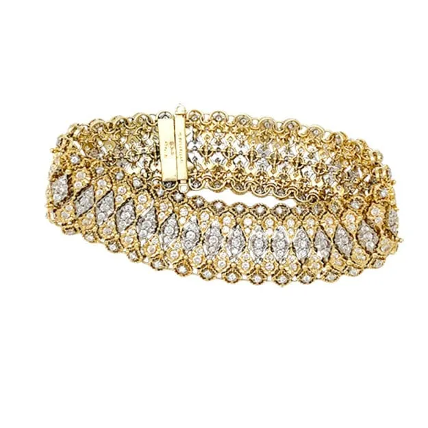 Гривна Buccellati, две златни и диаманти.