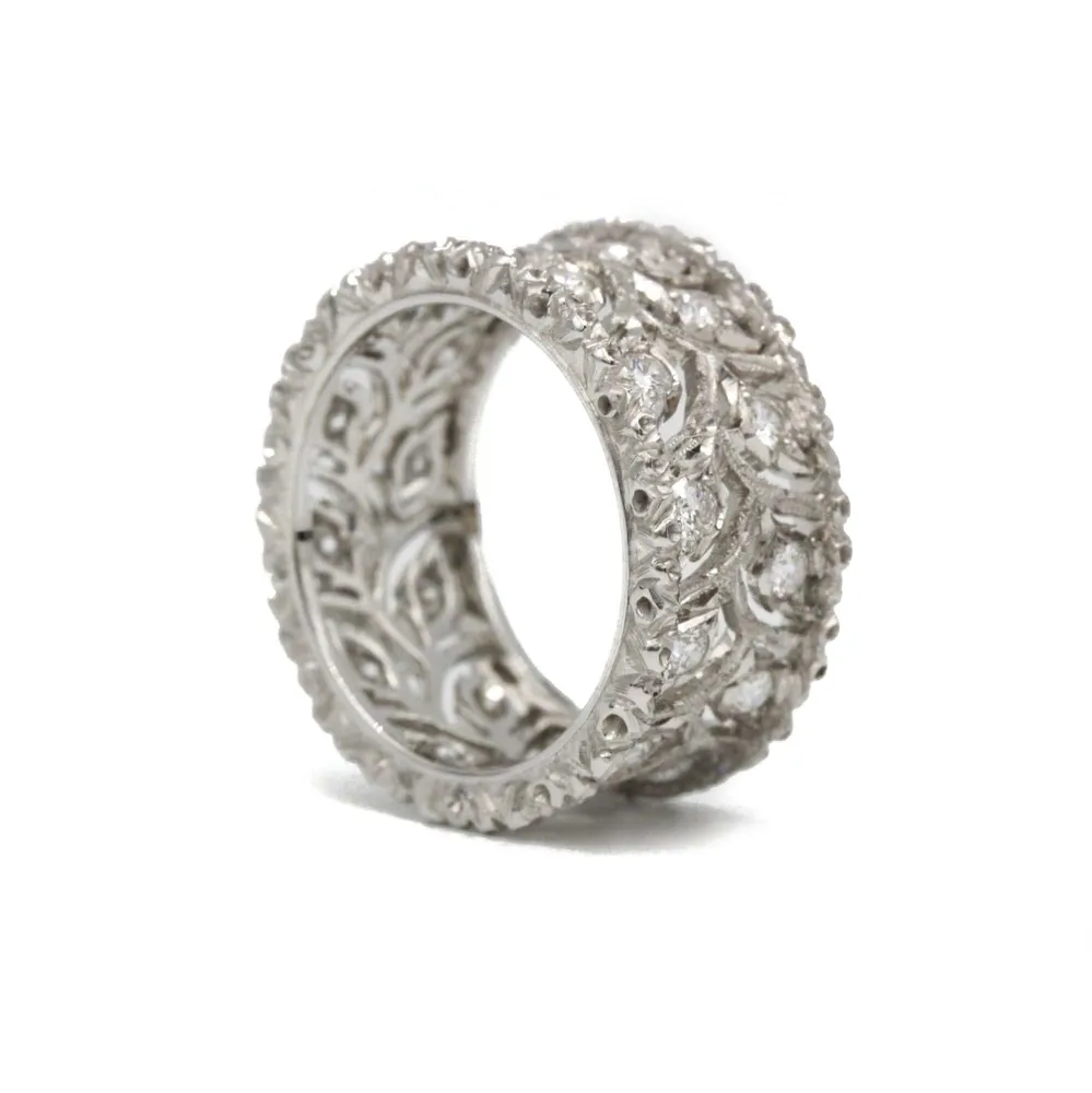 BUCCELLATI - Пръстен Eternal Ramage от изсечено бяло злато с диаманти