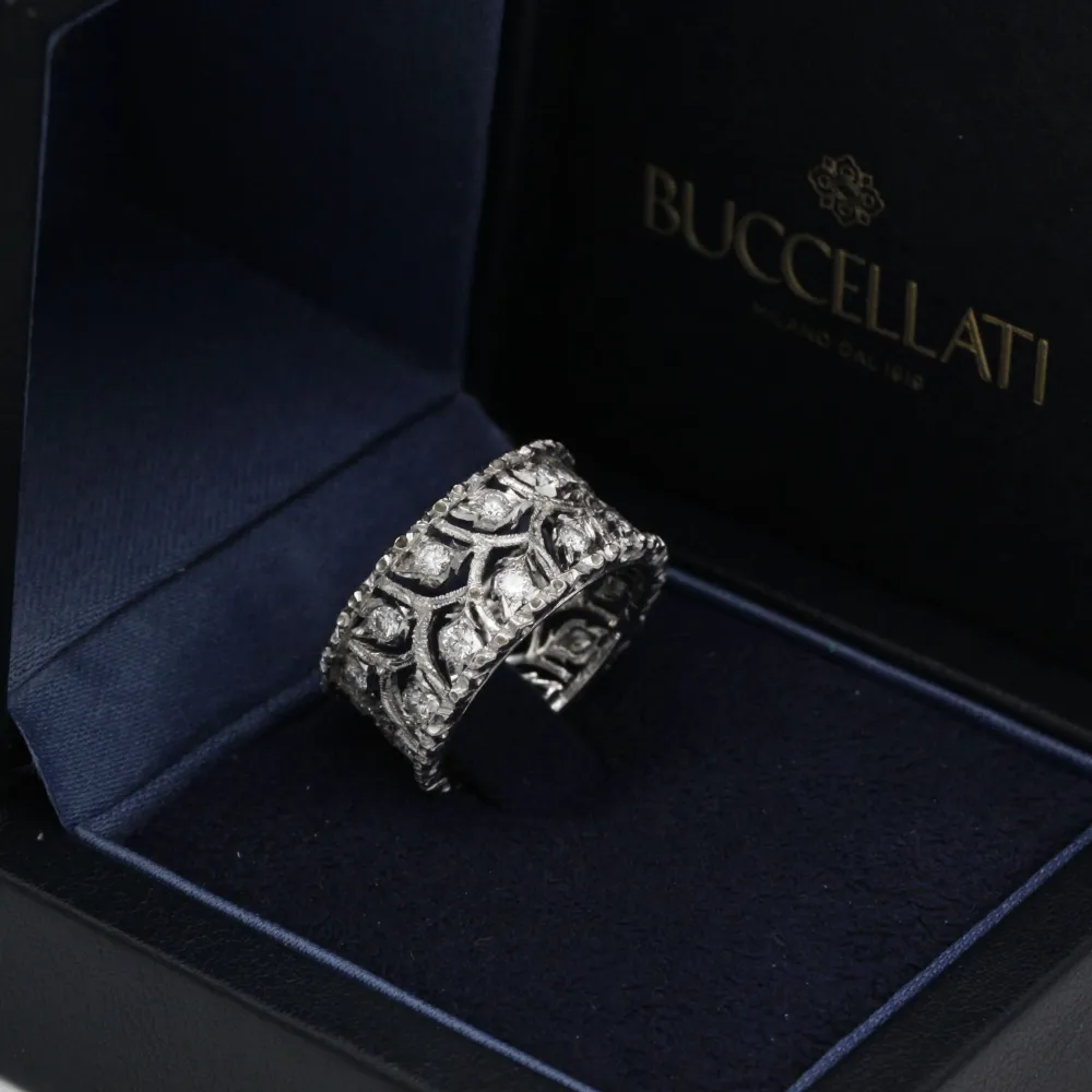 BUCCELLATI - Пръстен Eternal Ramage от изсечено бяло злато с диаманти