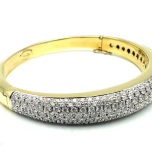 BUCHERER. Гривна от 18K злато и диаманти 5ct