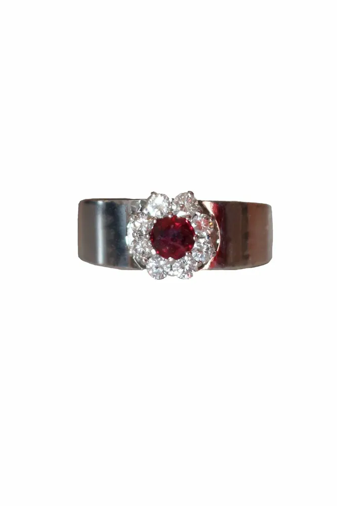 BUCHERER - Пръстен Маргаритка Рубин