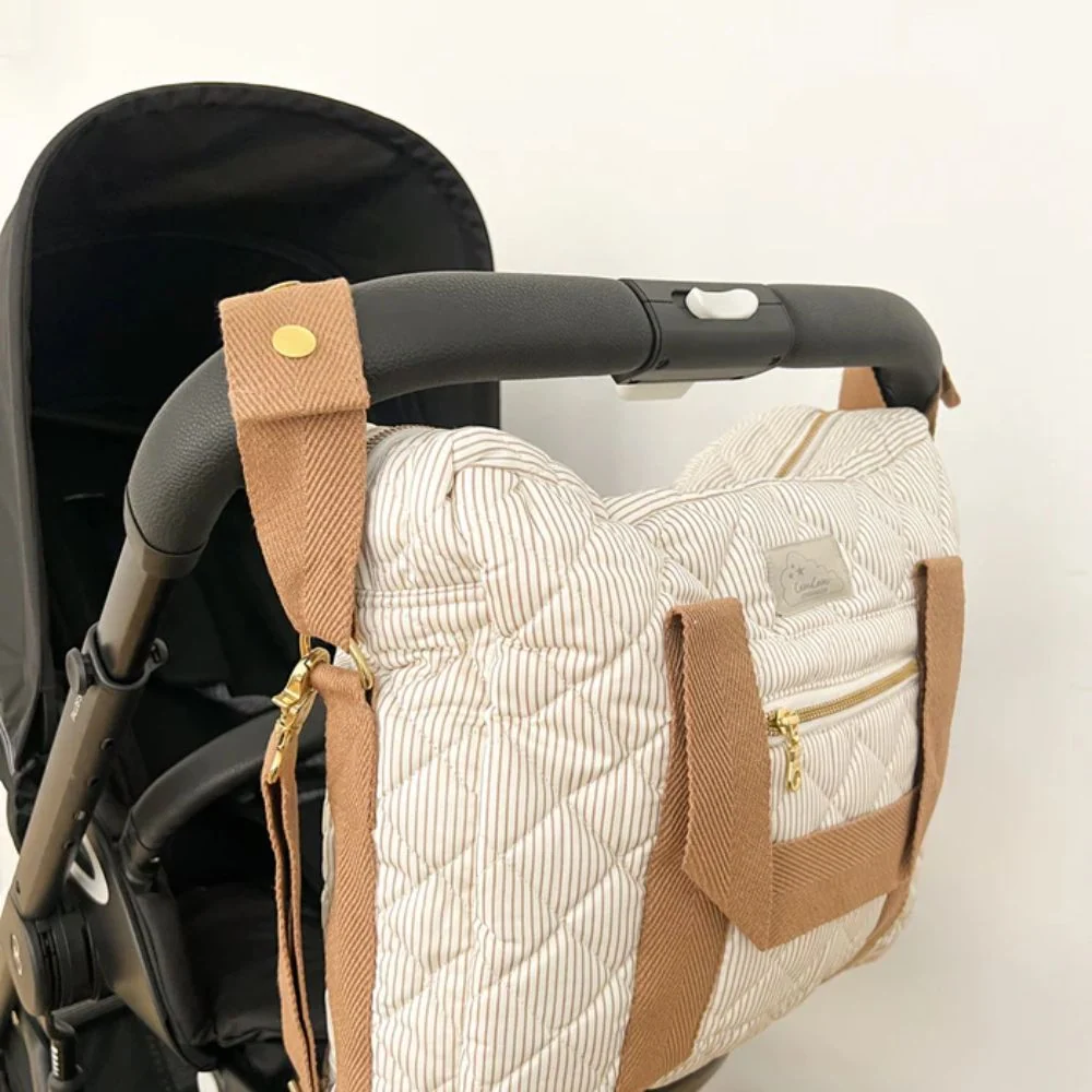 Cam Cam Copenhagen Чанта за новородено с каишки за количка Classic Stripes Camel