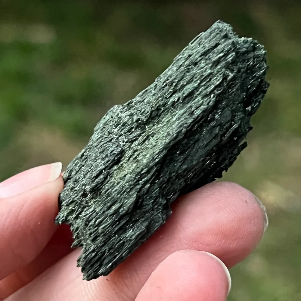 Cluster egirin mini quartz smoky/black Zomba m17