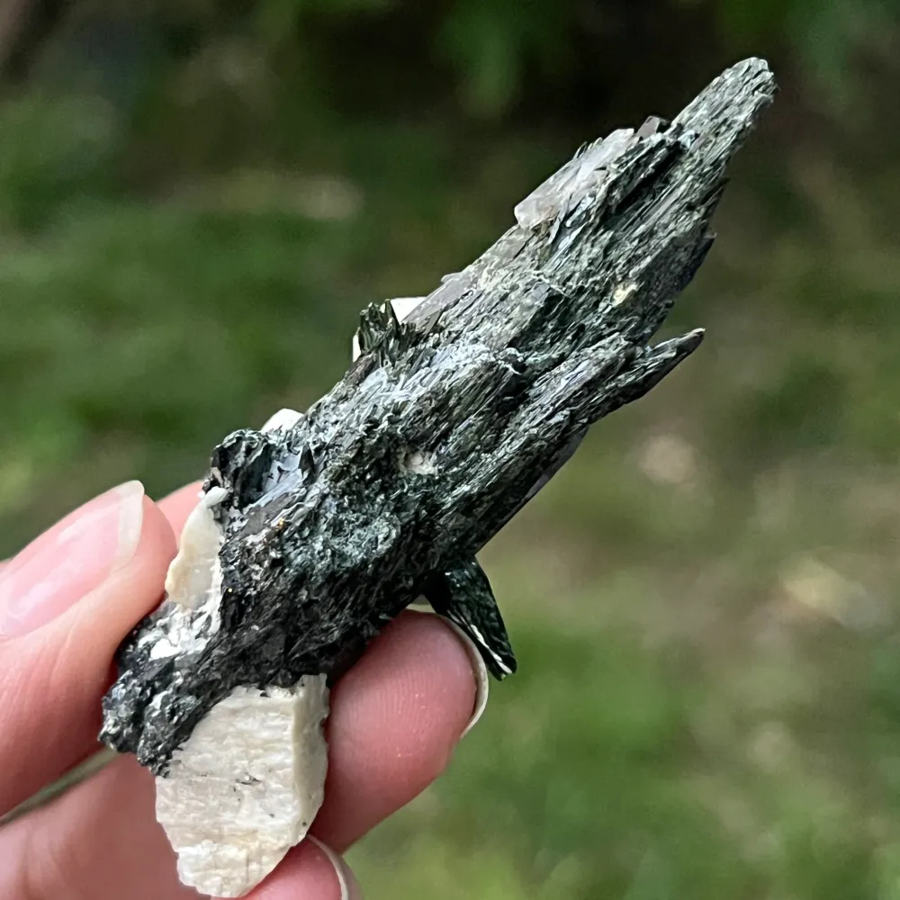 Cluster egirin mini smoky/black Zomba quartz m6