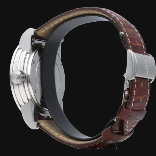 Corum Часовник Classical Jump Hour