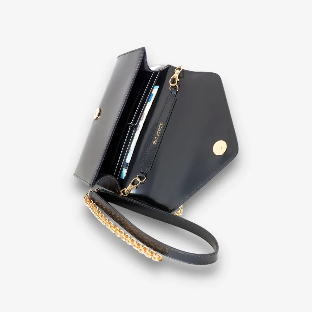 Малка дамска чанта - crossbody - черна полулачена кожа - злато | COLDFIRE