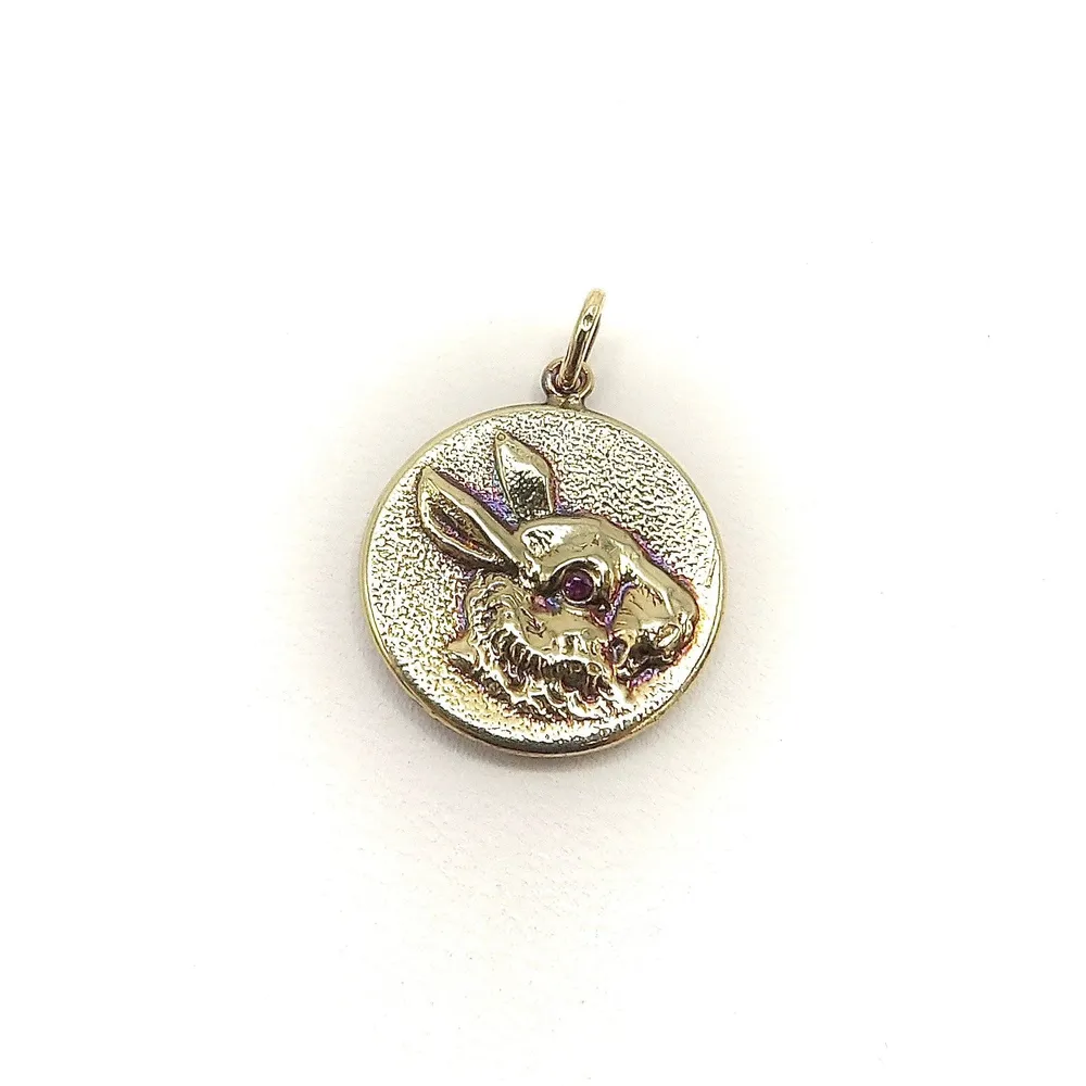 Cute as Button - Висулка медальон заек от 14K злато и рубин